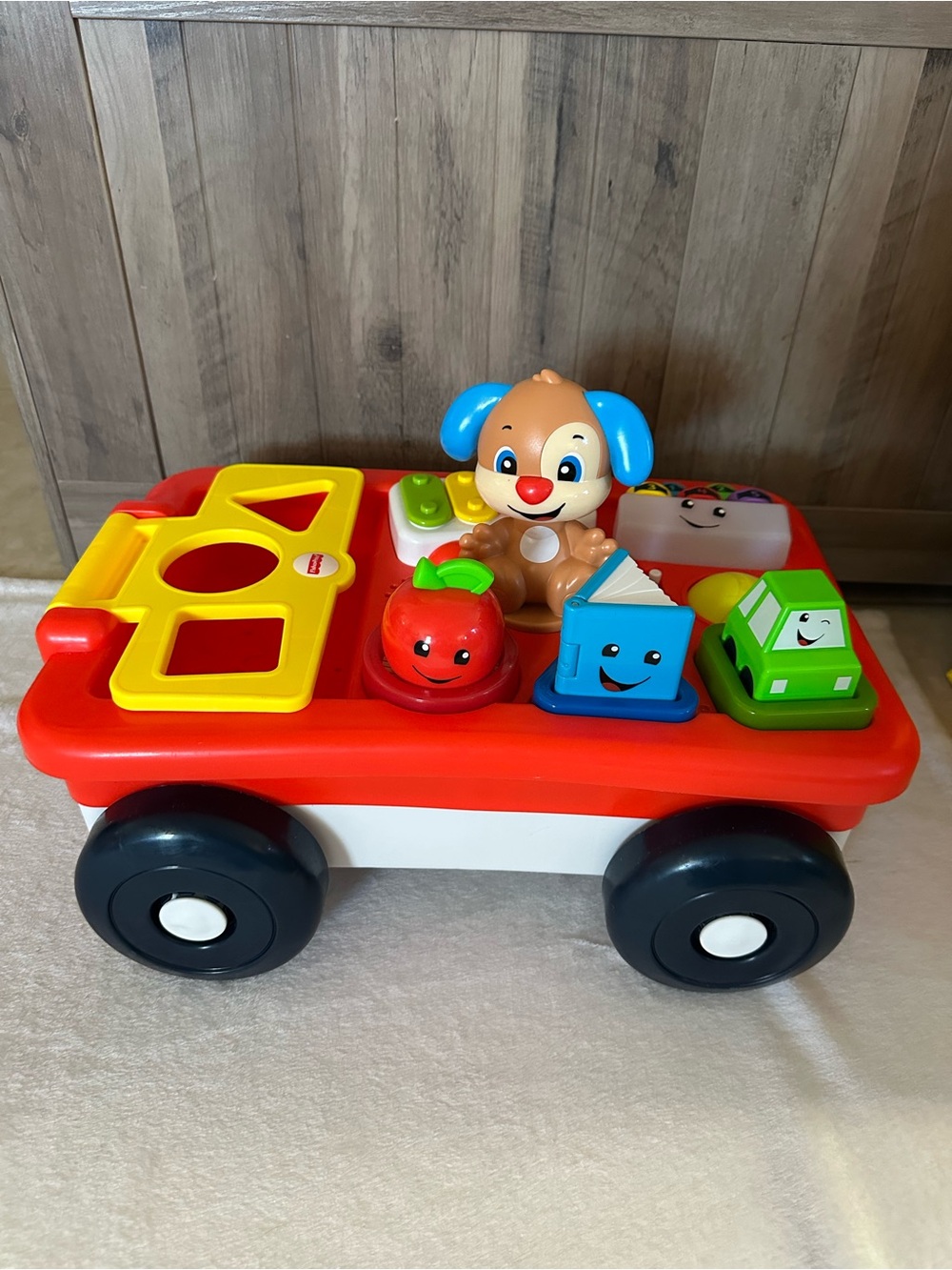 Fisher-Price Laugh & Learn Pull & Play Learning Wagon